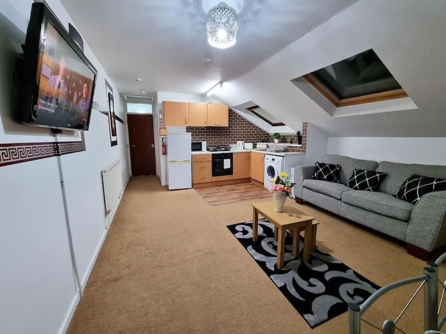 *f1*5gh* Setup For Your Relaxed & Amazing + Free Parking + Free Fast Wifi * Apartment