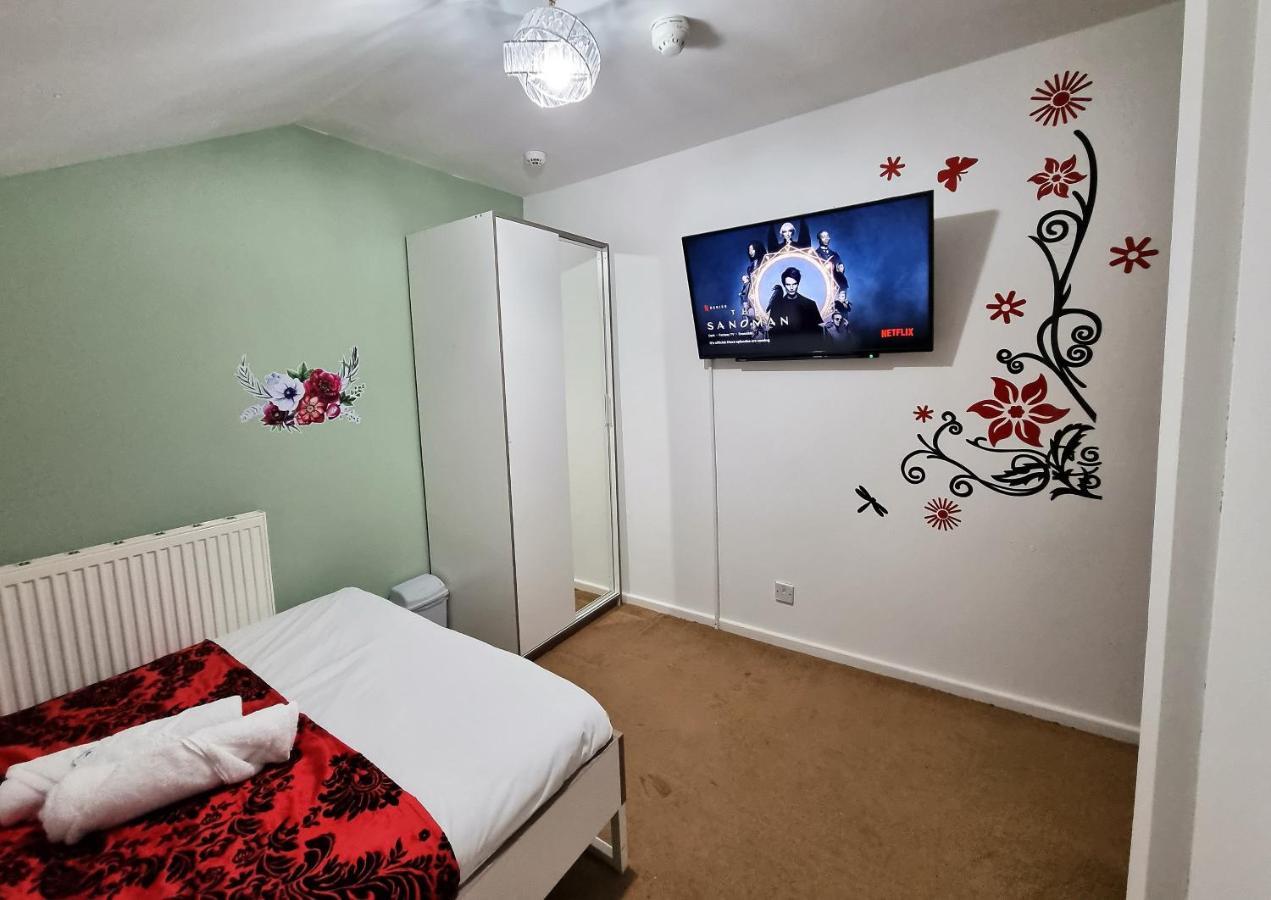 *f1*5gh* Setup For Your Relaxed & Amazing + Free Parking + Free Fast Wifi * * Leeds (West Yorkshire)