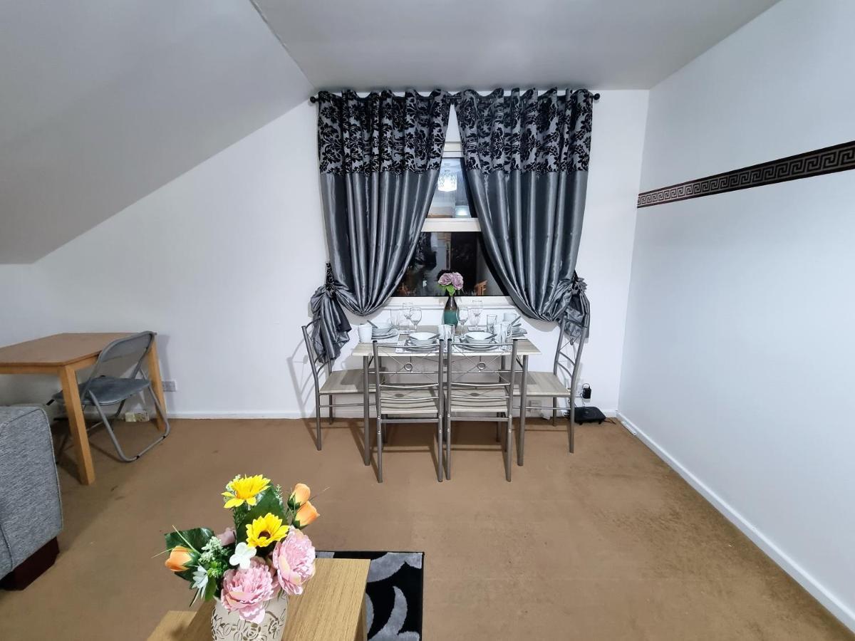 Apartment *f1*5gh* Setup For Your Relaxed & Amazing + Free Parking + Free Fast Wifi *